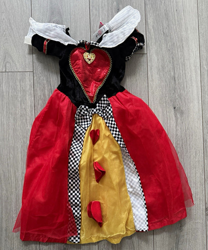 Queen hearts alice - alice, in
