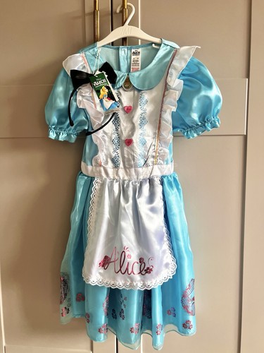 Alice wonderland costume - alice, in