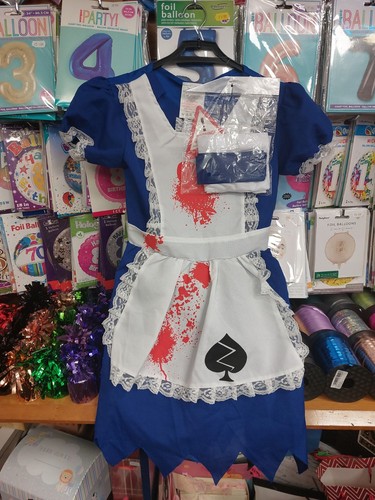 Bloody alice wonderland - alice, in