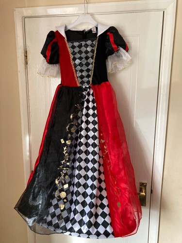 Red queen alice - queen,