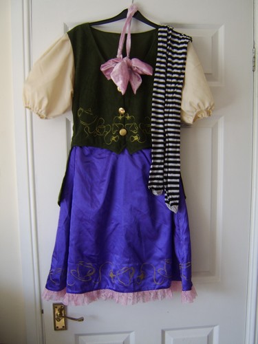 Hatter dressing outfit - dressing, up